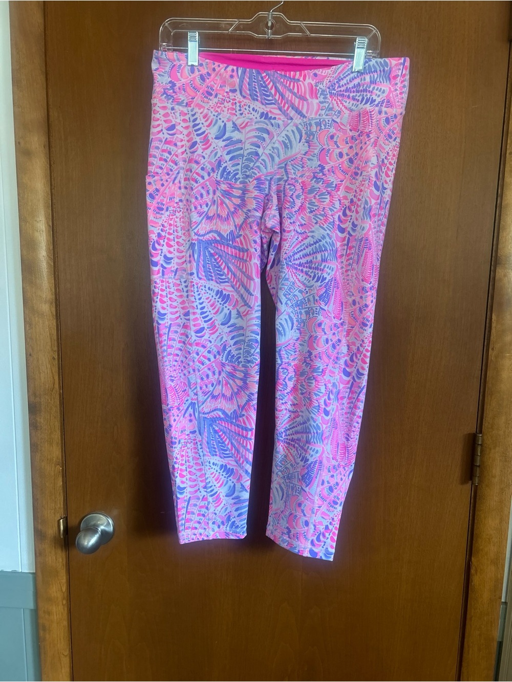 Lilly Pulitzer Vibrant Pink & Blue Patterned Leggings